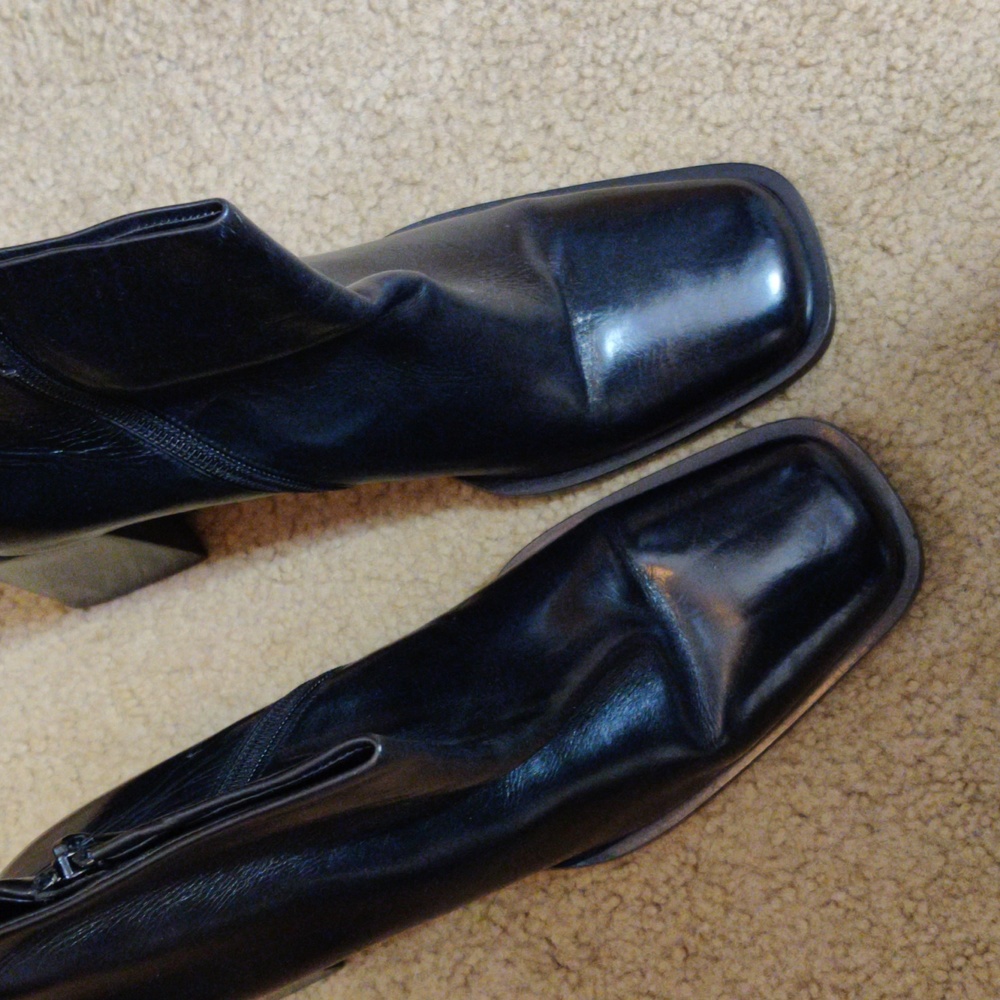 Leather ankle boots